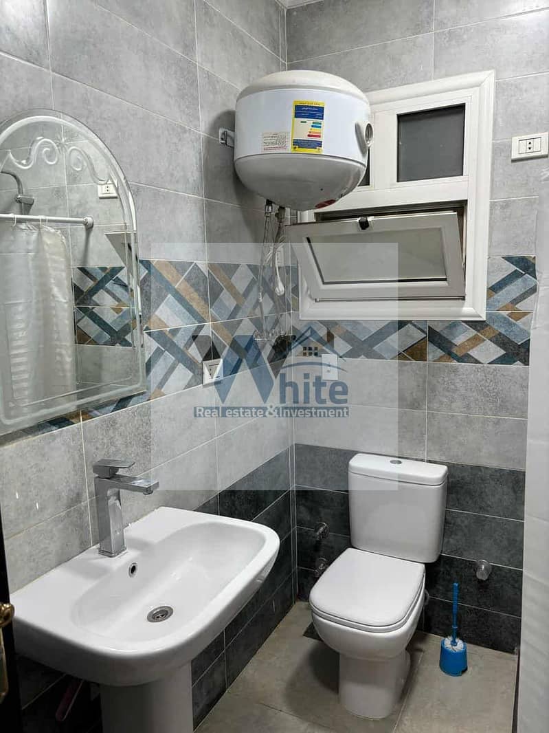 6 3fbf3c9a-627b-4348-9f7a-e34f30056ca2. jpg