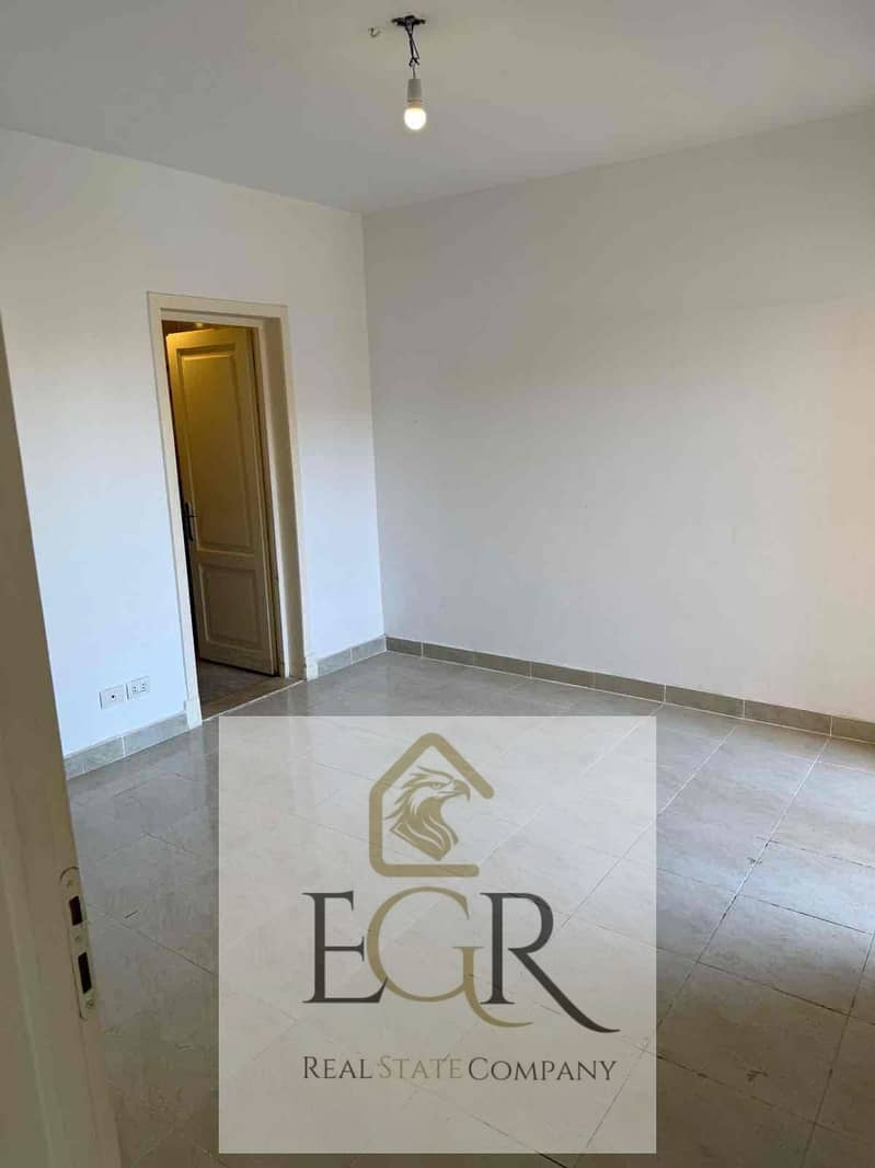 3 d7a37dce-b357-4056-84b1-861796205ca4. jpg