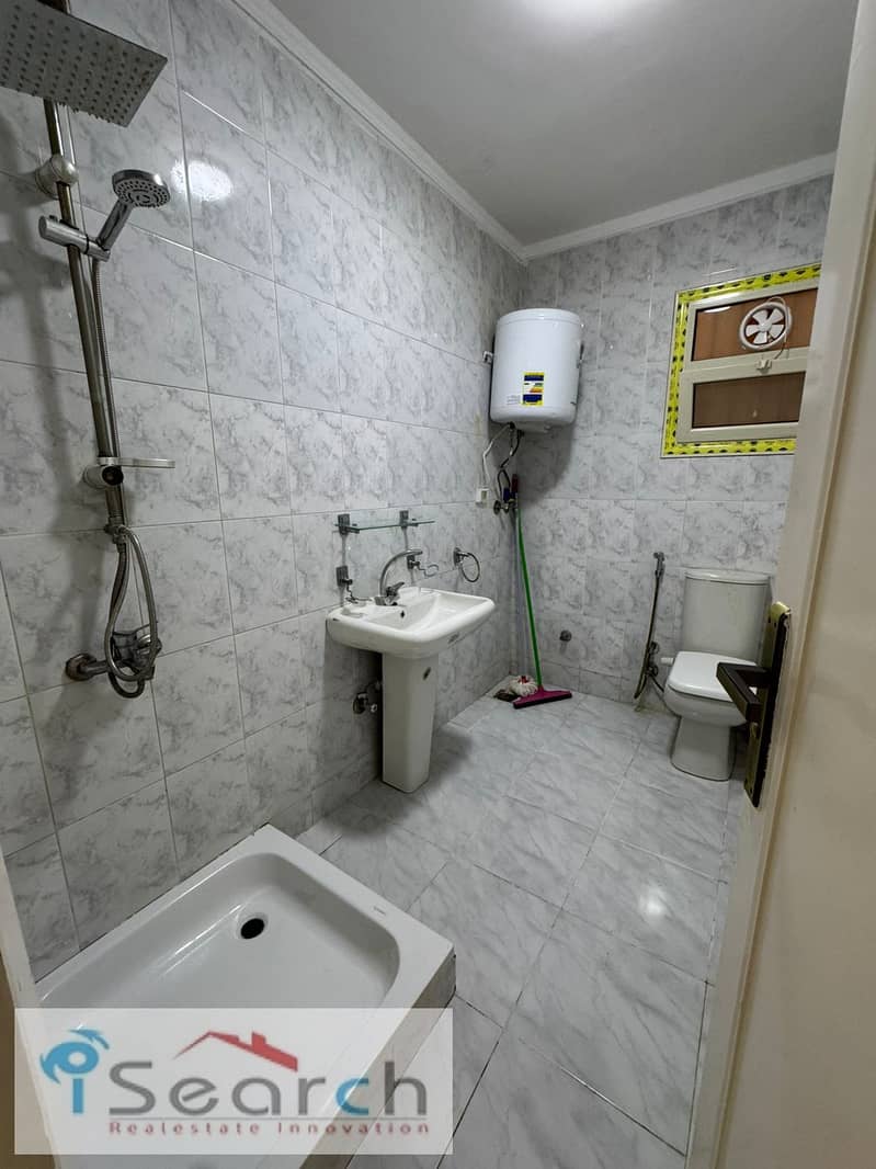 9 WhatsApp Image 2025-12-09 at 14.17. 44_4ce4bc03. jpg