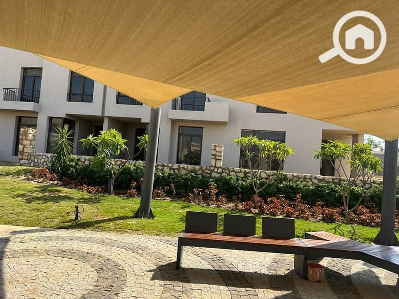 13 cb9ce89a-9861-4a79-a984-acaffd01df2e. jpeg