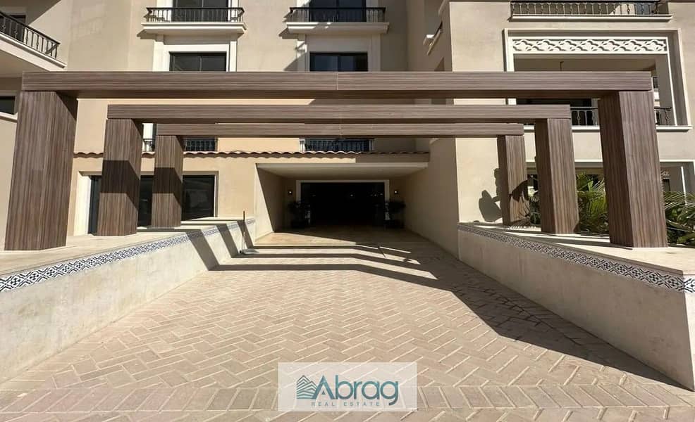 3 8081517-3a3d9o. jpg