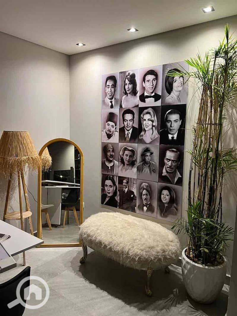 5 5000b50b-baa8-4c3e-80e5-b56b6ded3ec3. jpg