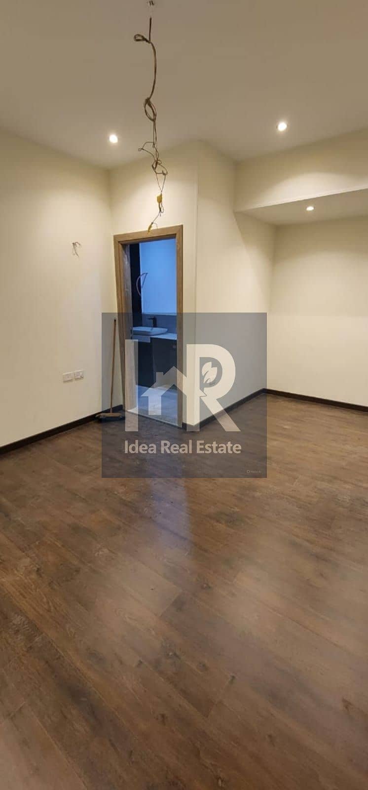 5 WhatsApp Image 2025-12-09 at 3.29. 07 PM (4). jpeg