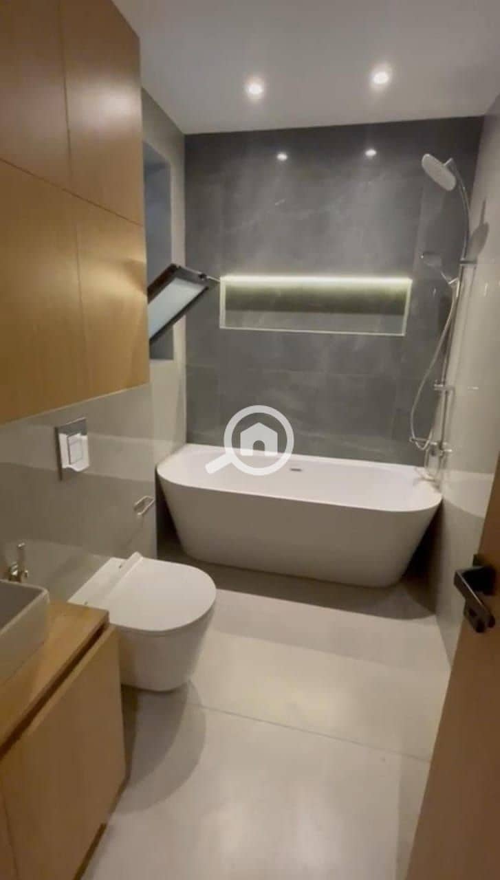 6 WhatsApp Image 2025-12-09 at 4.42. 44 PM (1). jpeg