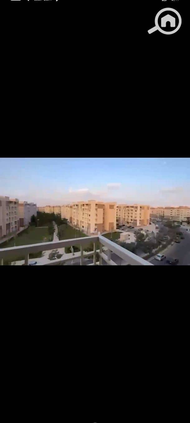 21 d878f9be-27c7-4969-bc35-f1bf05413632. jpg