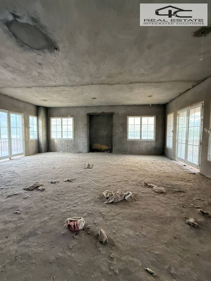 6 53c8bee0-5ab2-425a-825d-ee7047c1cd72. jpg