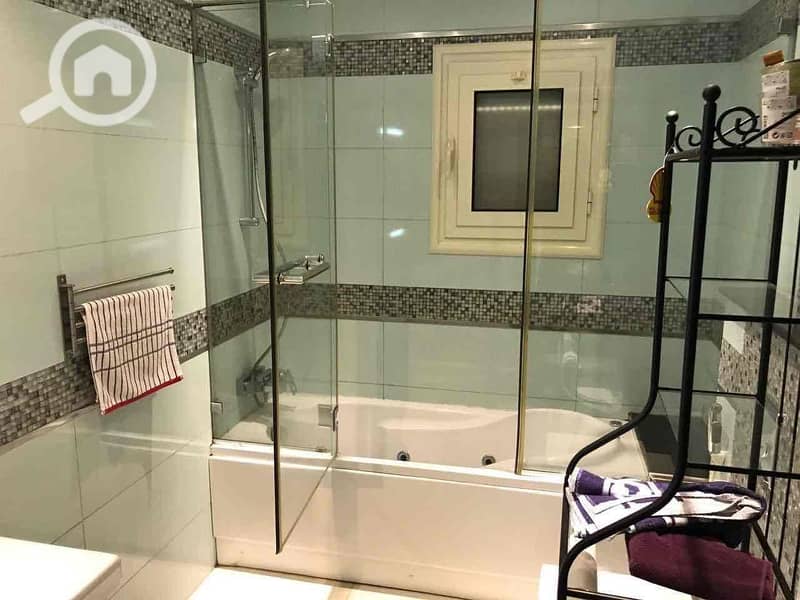 8 c0027310-981f-48b5-9f2a-dea073612041. jpg