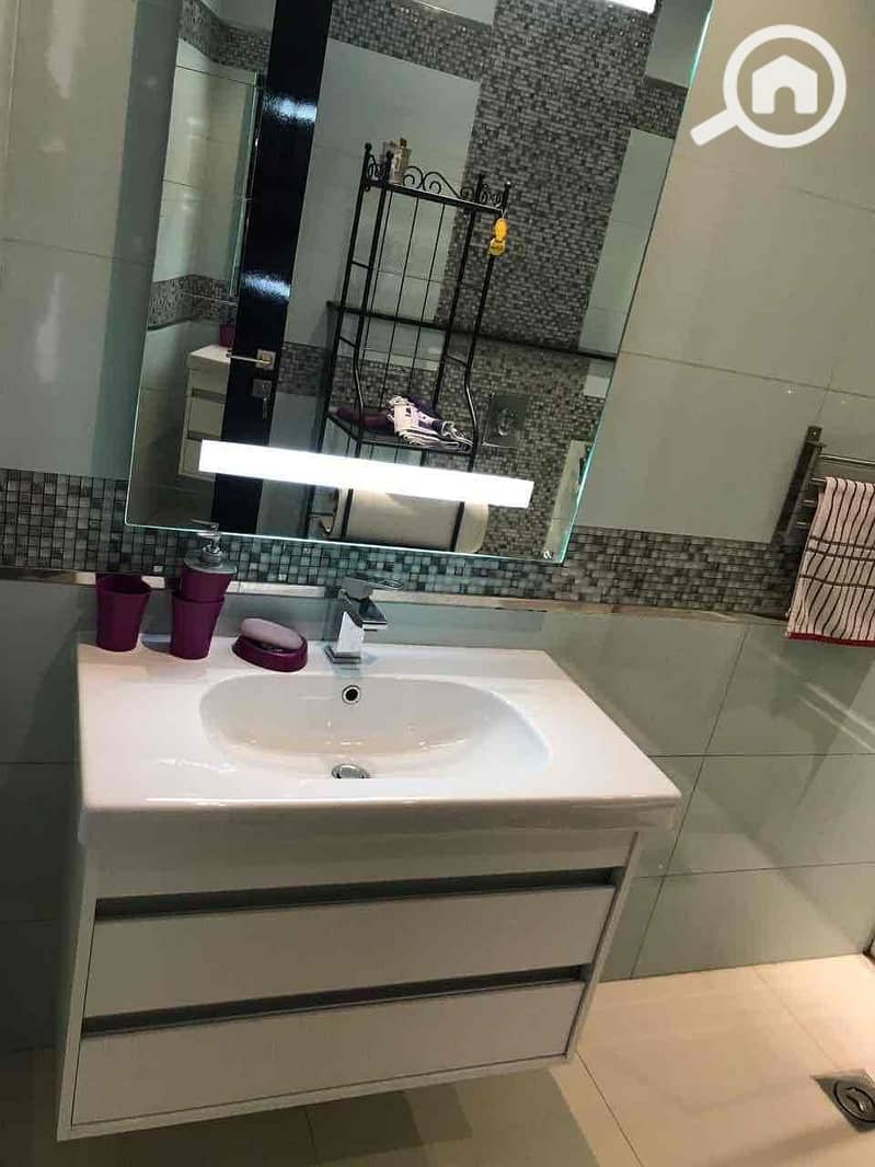 12 5fc66615-fcaa-4ce6-8322-9216bc0281ad. jpg