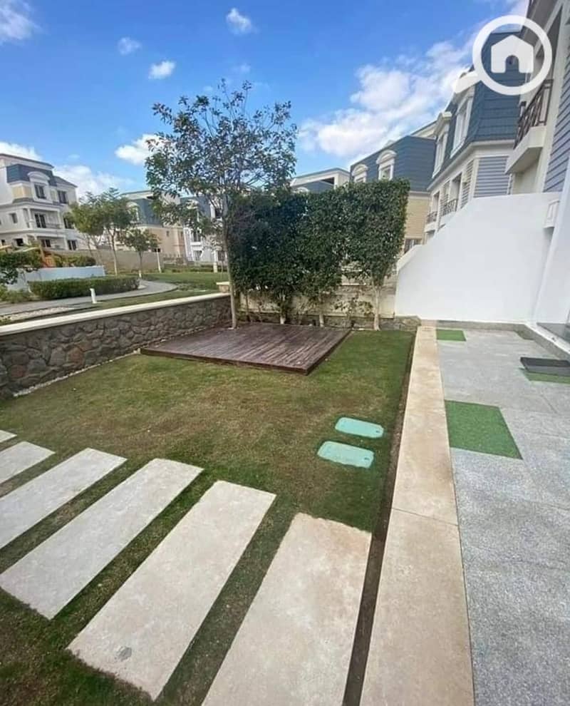 4 716680f0-578a-4d2d-b04c-3d2492a2207b. jpg