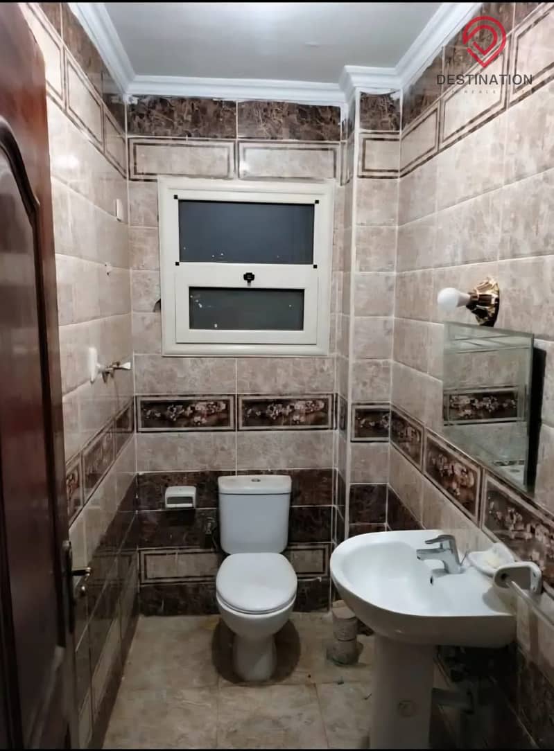 6 WhatsApp Image 2025-12-09 at 16.11. 22_e757c2b9. jpg