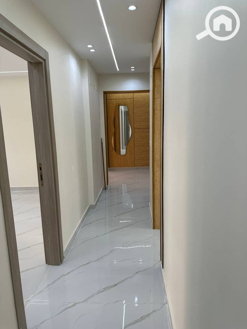 4 WhatsApp Image 2025-12-09 at 4.42. 43 PM. jpeg