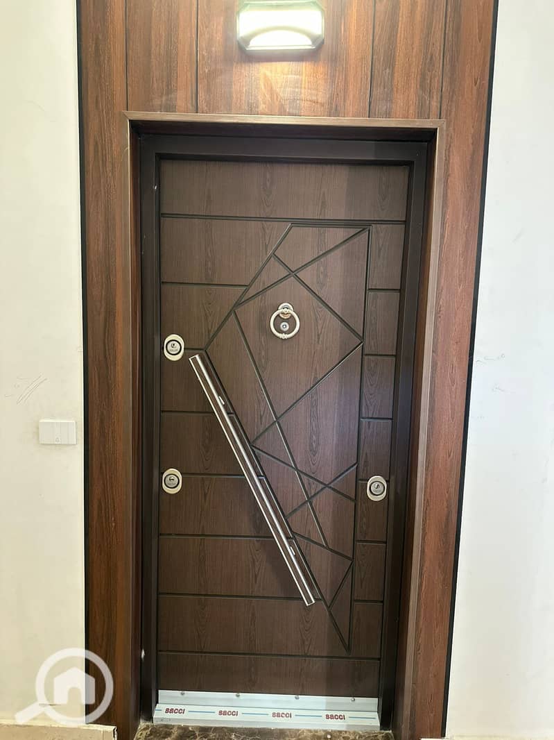 5 WhatsApp Image 2025-12-09 at 4.42. 42 PM (1). jpeg