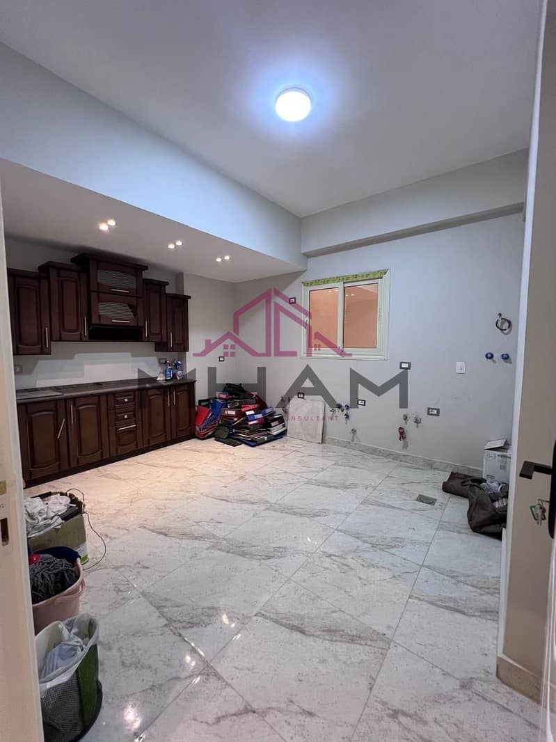 6 photo_5888795278792395874_y. jpg