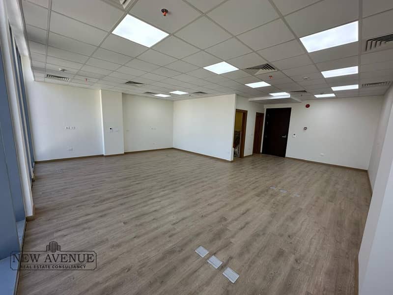 4 WhatsApp Image 2025-11-26 at 12.08. 56 PM (2). jpeg