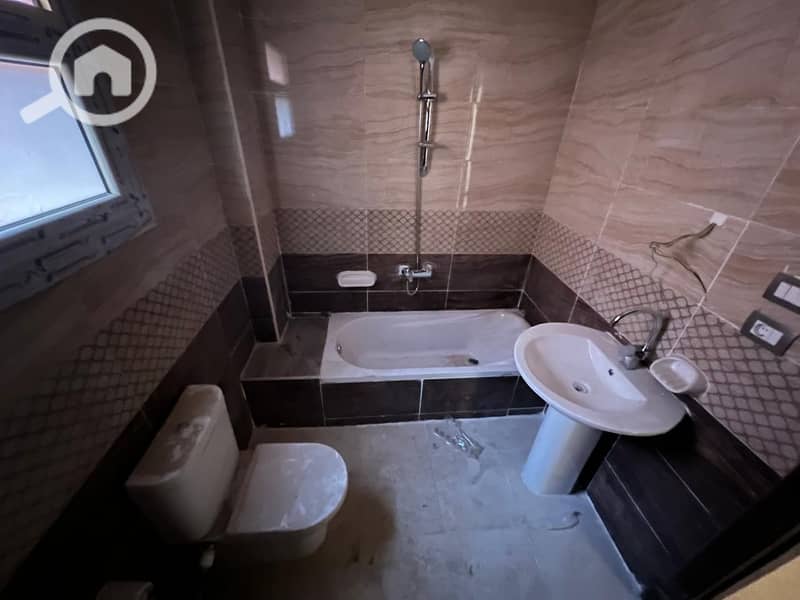 4 WhatsApp Image 2025-12-09 at 4.20. 23 PM (1). jpeg