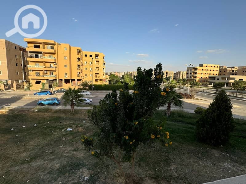 4 e427f666-b08c-4caa-8376-f5848505a625. jpg