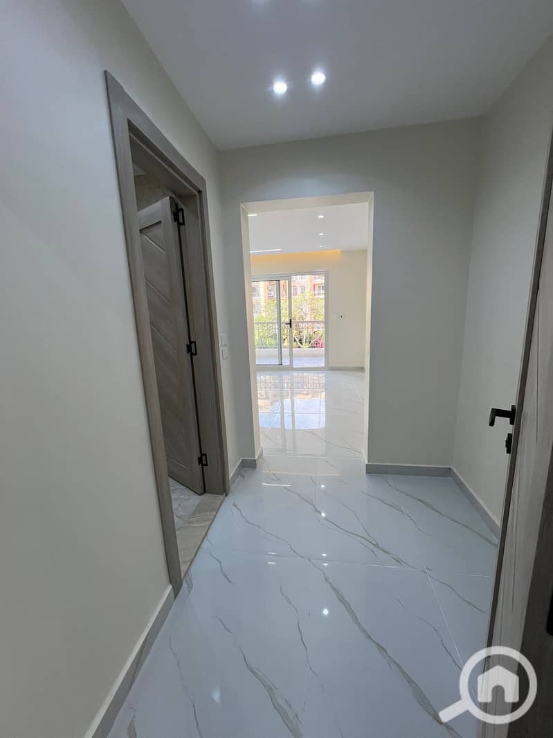 10 745b4c6f-156a-4034-b230-de5c9986a245. jpg