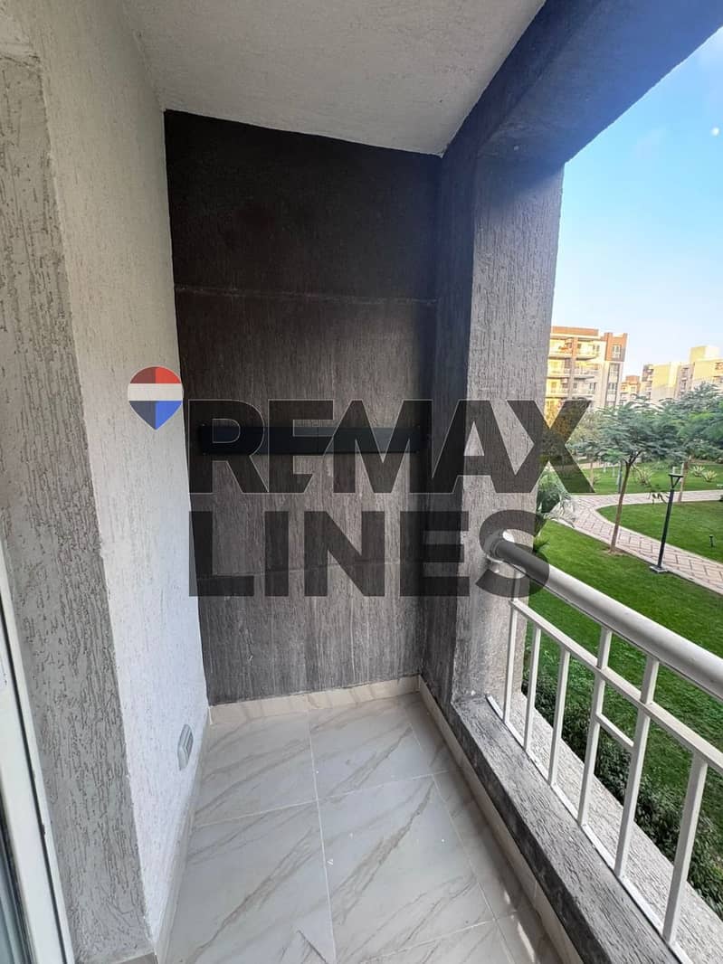 4 WhatsApp Image 2025-12-09 at 12.59. 12 (1). jpeg