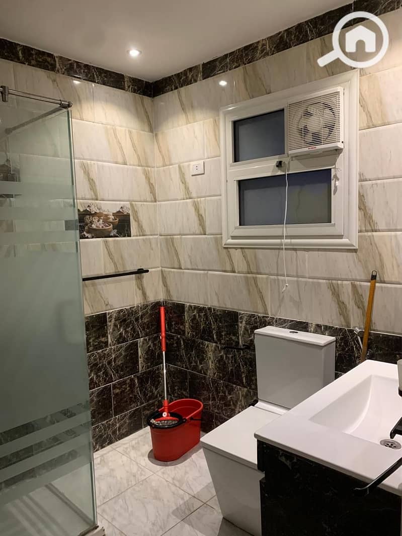 6 ad392967-be32-4f38-a8bb-7e01a07cc0e5. jpg