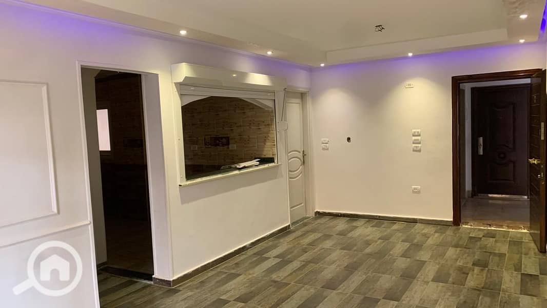 10 a5d51aa0-9fe9-4a1d-a1cf-e15488b93827. jpg