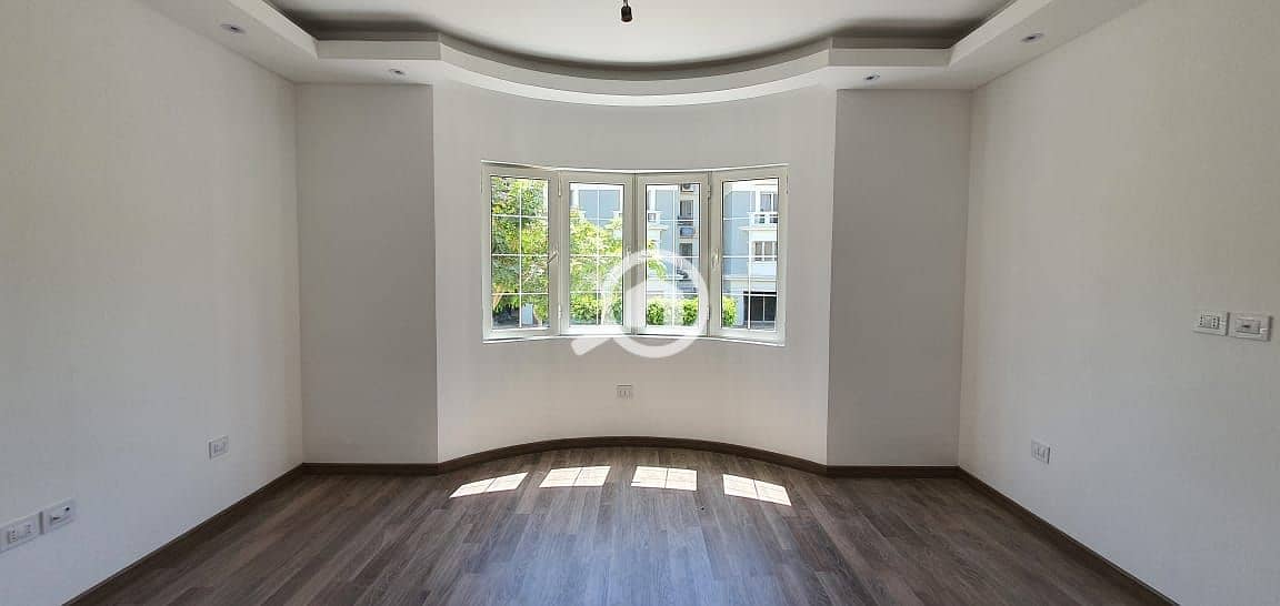 2 WhatsApp Image 2025-11-01 at 4.59. 59 PM (2). jpeg