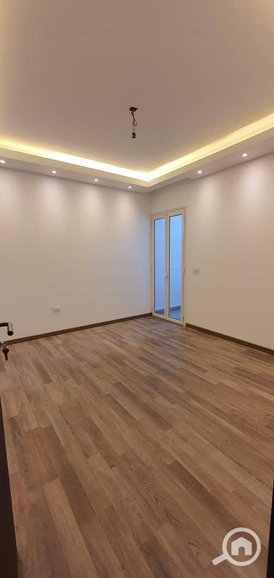 6 WhatsApp Image 2025-11-01 at 4.59. 58 PM (2). jpeg