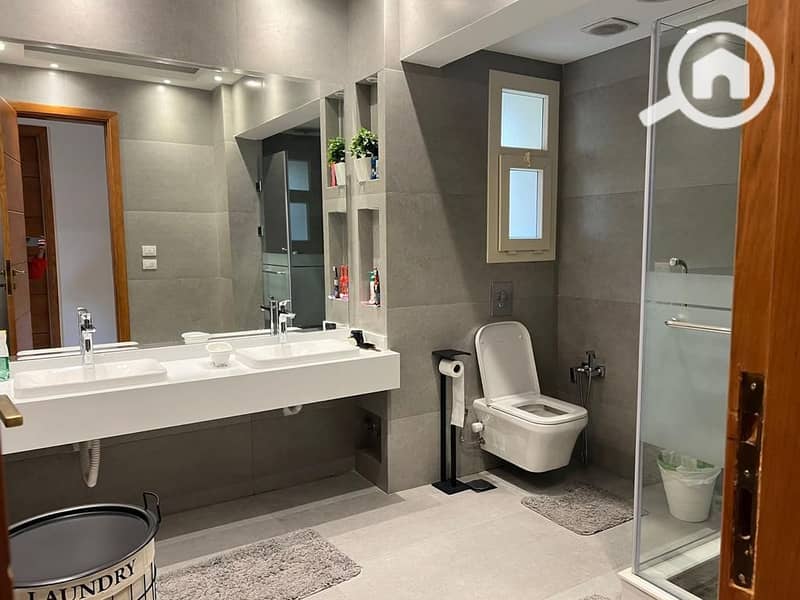 11 a5607436-59f7-4a85-be8c-a92f822f94ee. jpg