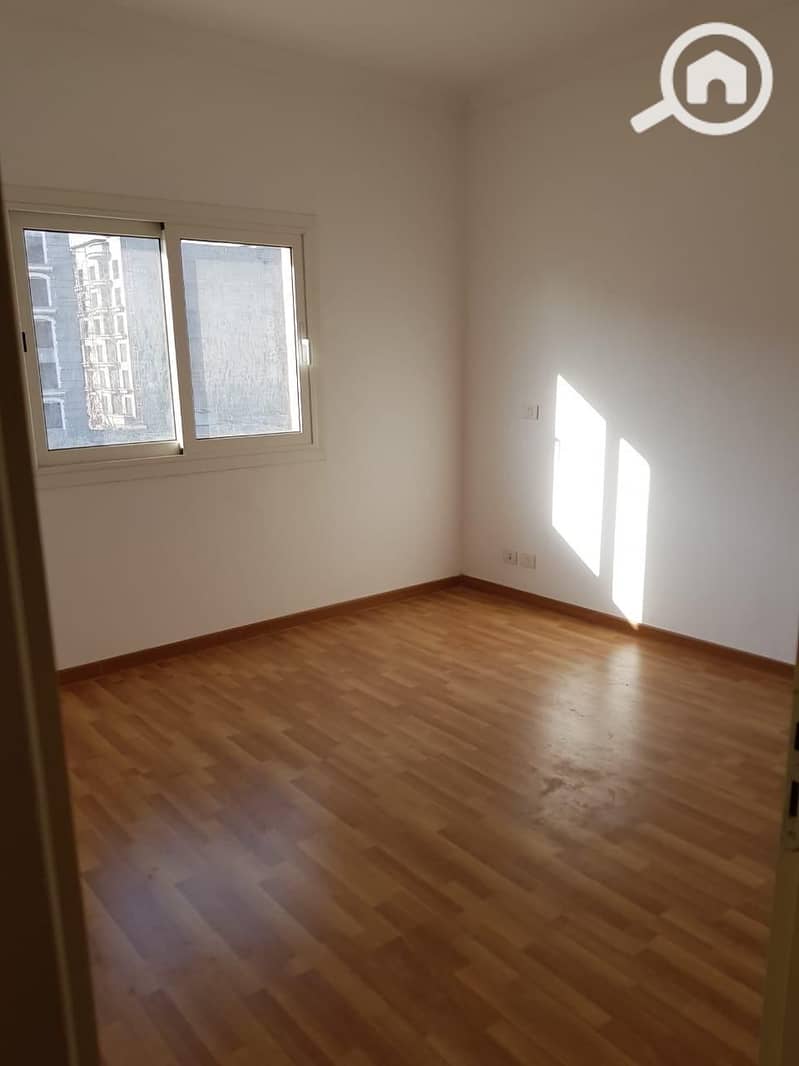 8 1a453a78-1e98-4c1d-97ef-0f1022602e5f. jpeg