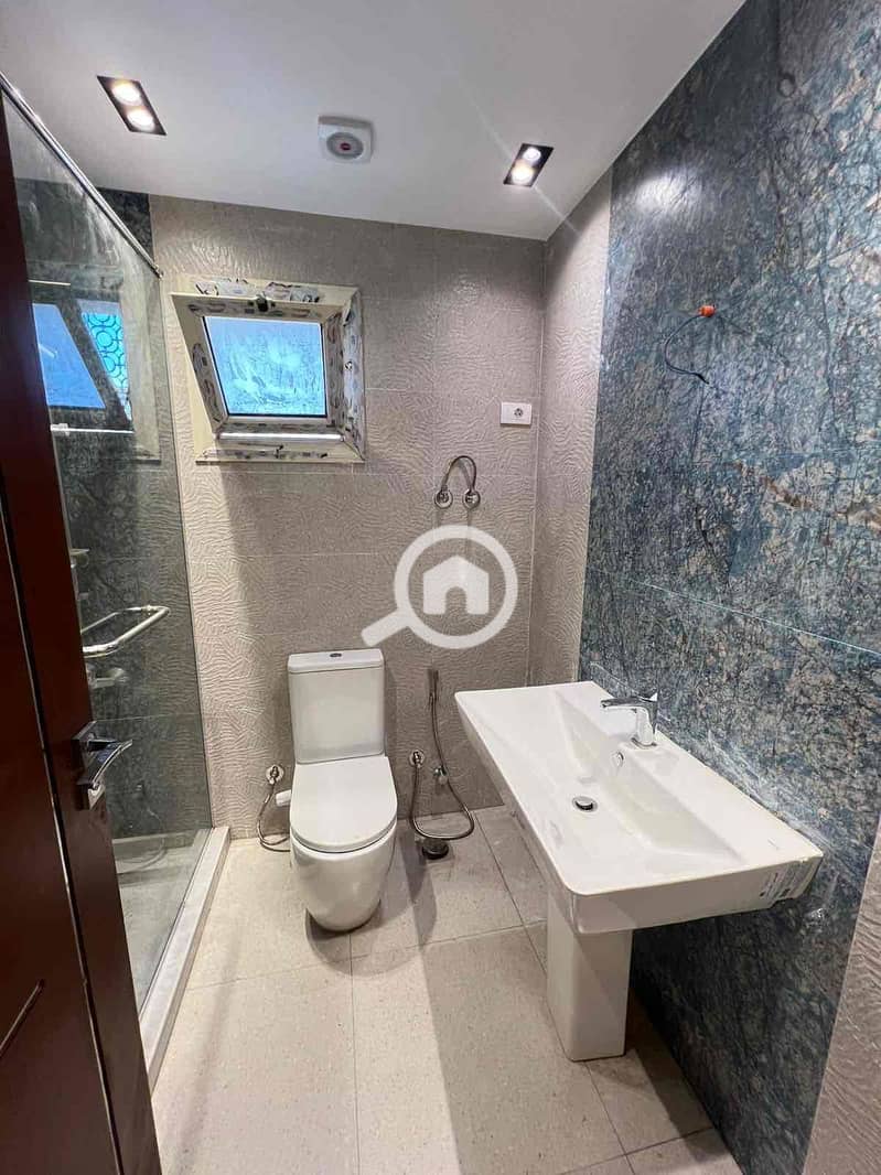 6 29f88525-f73d-4353-a0b1-11f16dae1ab0. jpg