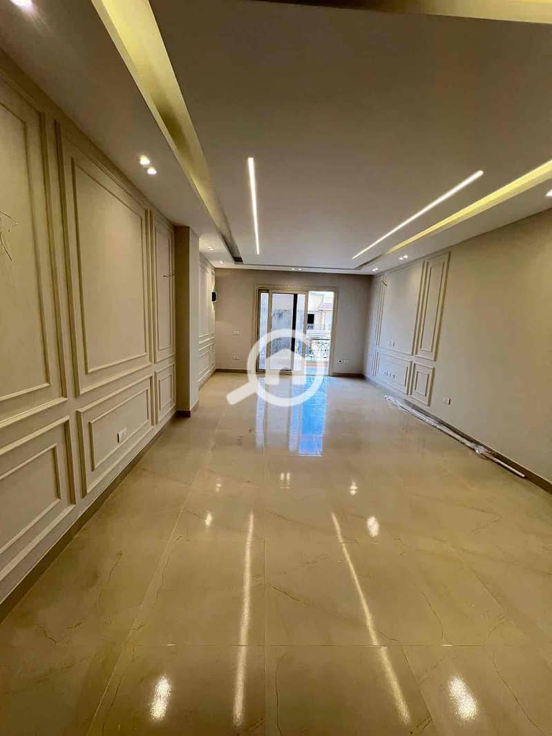 10 b1a3ab6f-e0f5-4665-80a8-c2a5f8e51b45. jpg