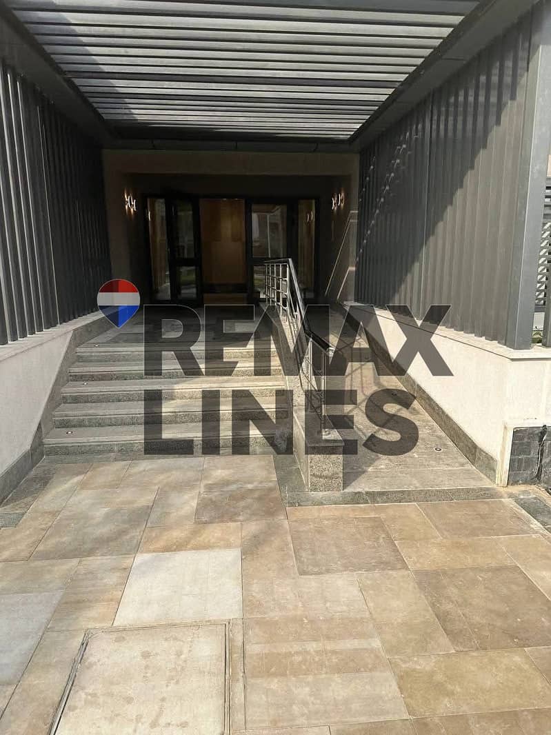 4 WhatsApp Image 2025-12-09 at 15.13. 44 (1). jpeg