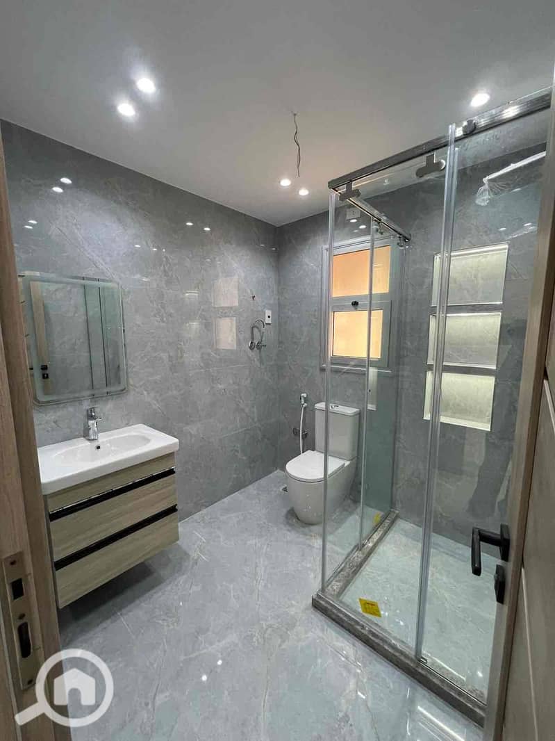 7 77d06ded-58c3-4f6d-aae2-732a51164fce. jpg