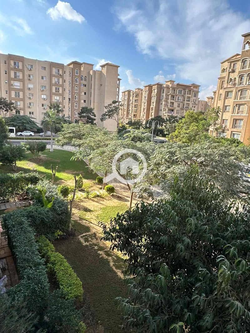 12 9cc0cdb1-6d1a-4206-9e37-5d9bd7645bfa. jpg