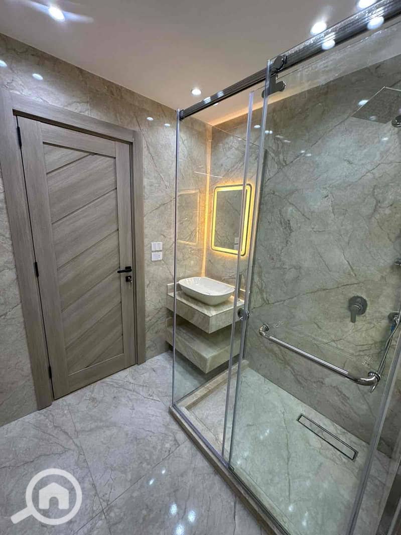 19 1ca5cf22-7d74-4db9-bbc9-3096e788fd81. jpg