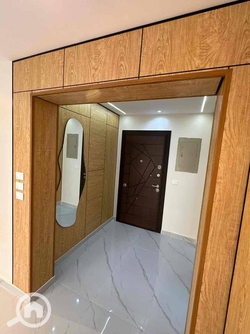 21 d5894dd9-86f0-4283-943e-e8dddd540832. jpg