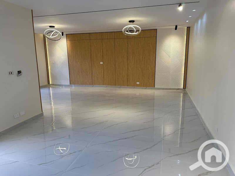 25 a5b077fb-ffd4-4902-bb05-9dfc4b6d8146. jpg