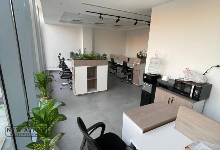 2 143b731e-b5d1-4925-bfc0-989ec0579cc1. jpg