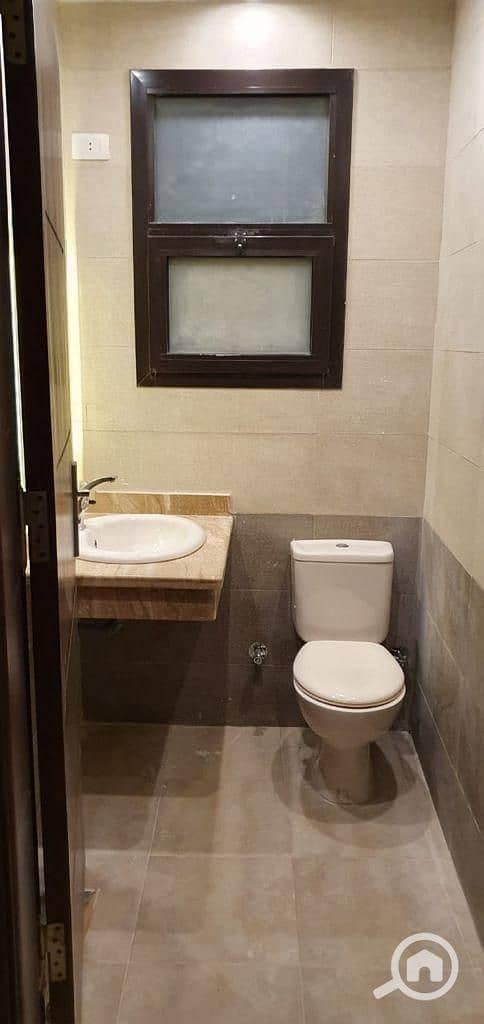 5 WhatsApp Image 2025-12-08 at 17.48. 24 (1). jpeg