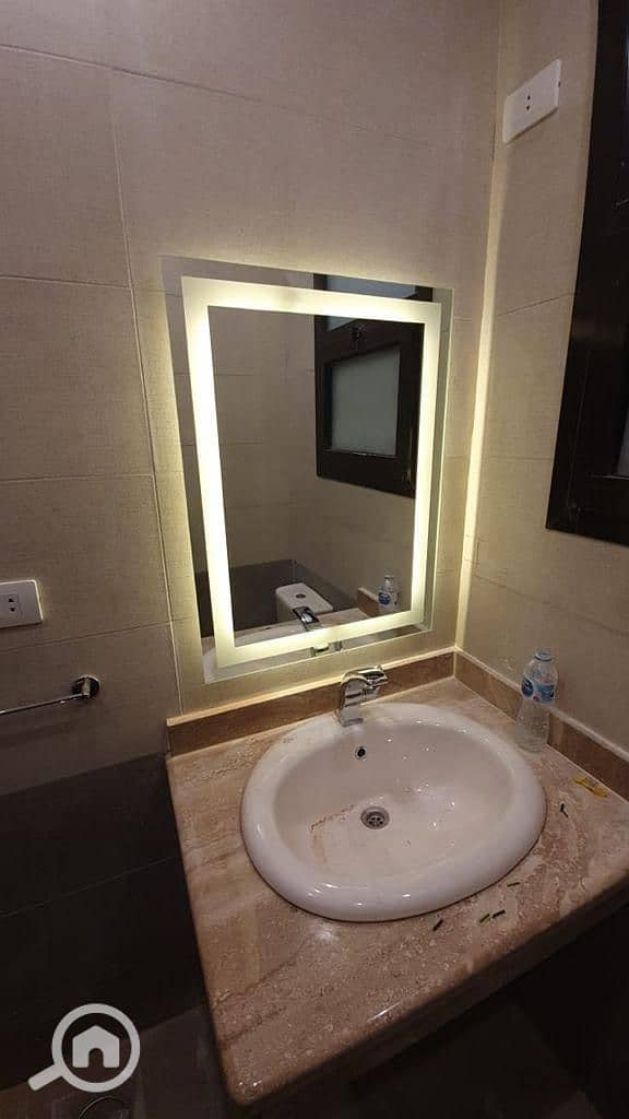 7 WhatsApp Image 2025-12-08 at 17.48. 25 (2). jpeg