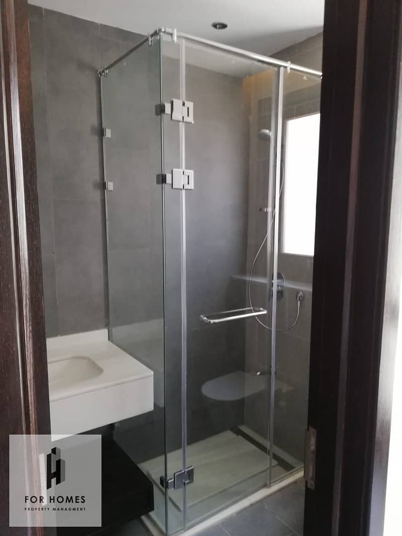 4 WhatsApp Image 2025-10-25 at 8.20. 00 PM. jpeg