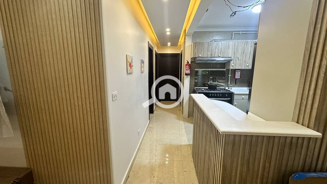 4 37b7c816-b81c-404c-862f-fccd6d660347. jpeg