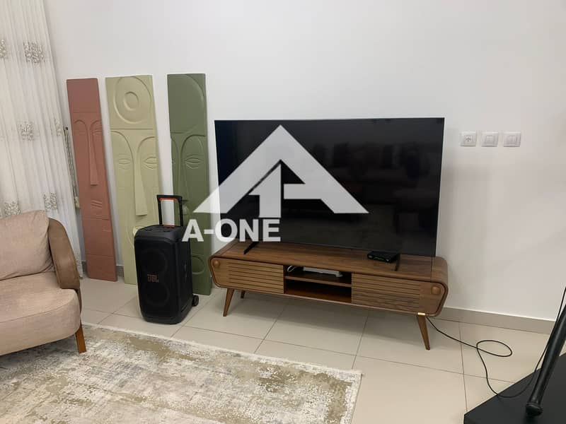 5 ef0ddbb6-25b0-4559-a292-436a28f238bc. jpg