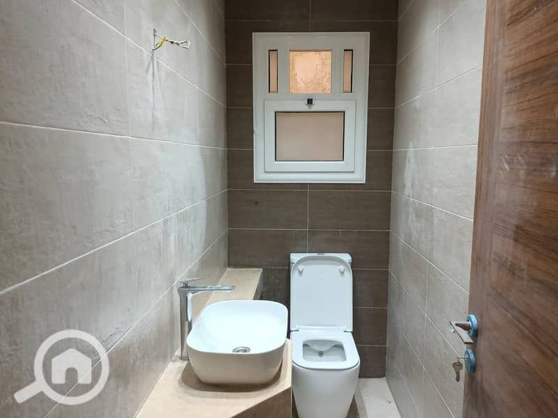 11 WhatsApp Image 2025-12-09 at 4.54. 48 PM (2). jpeg