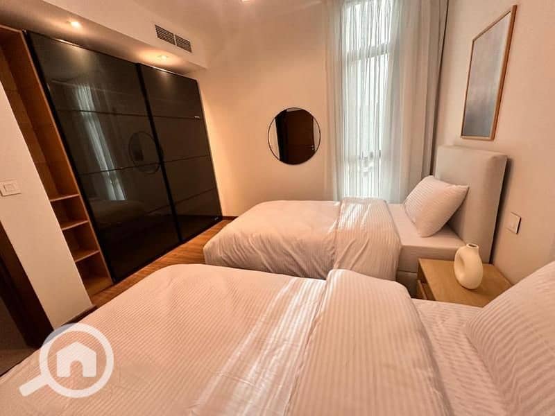 4 fa633d87-3e5a-40dd-b629-40cefdc544a4. jpg