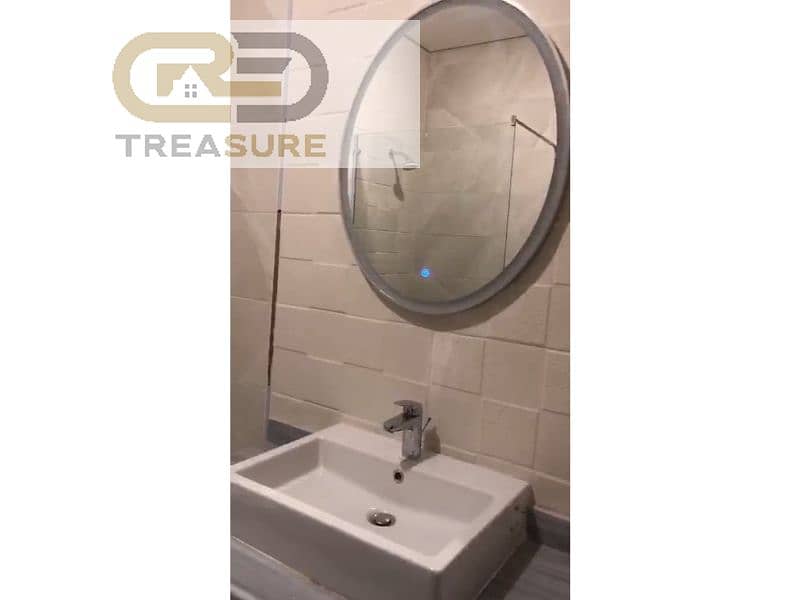 13 WhatsApp Image 2025-09-28 at 9.34. 07 PM (2). jpg