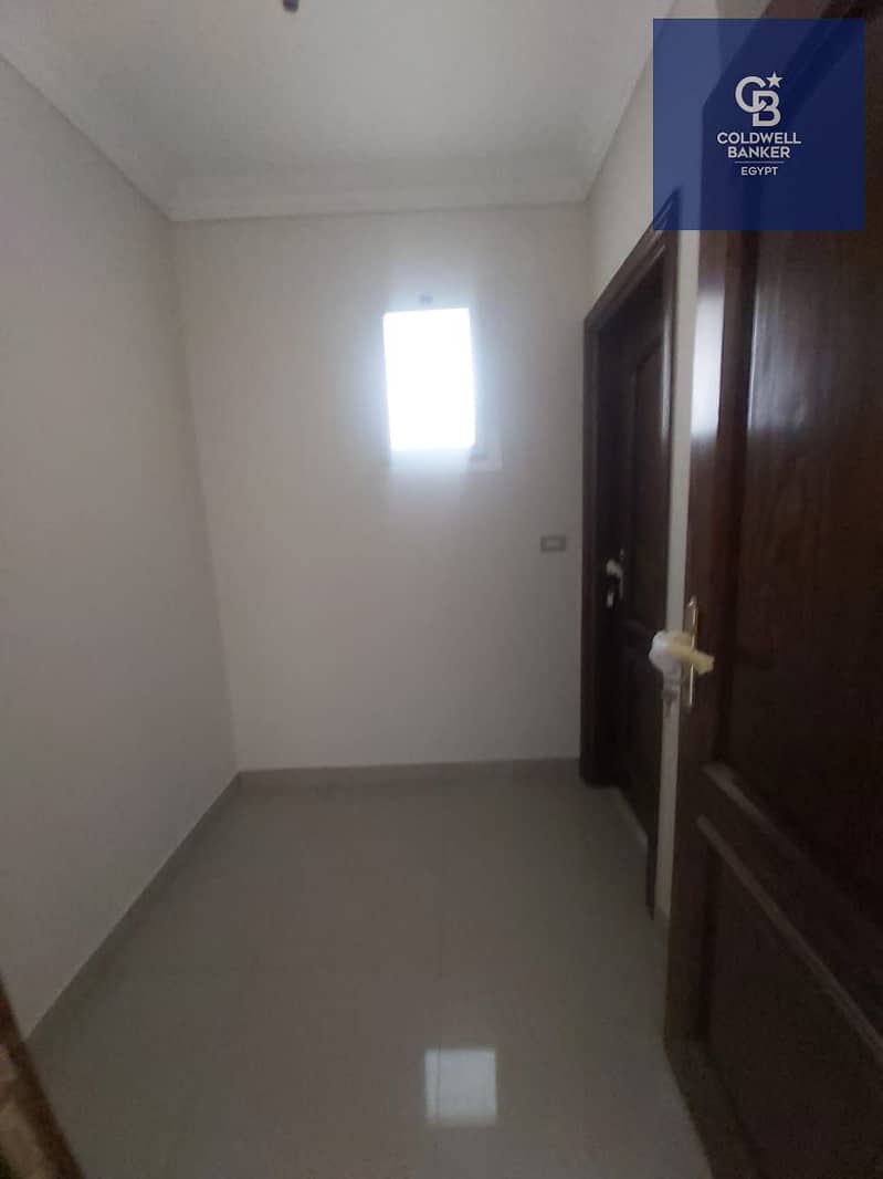 9 b70ea78c-0dda-4ab8-b93b-59c2c9065f74. jpeg