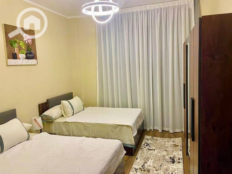 6 40dbe832-f53e-434f-97c7-02d7a98eef66. jpg