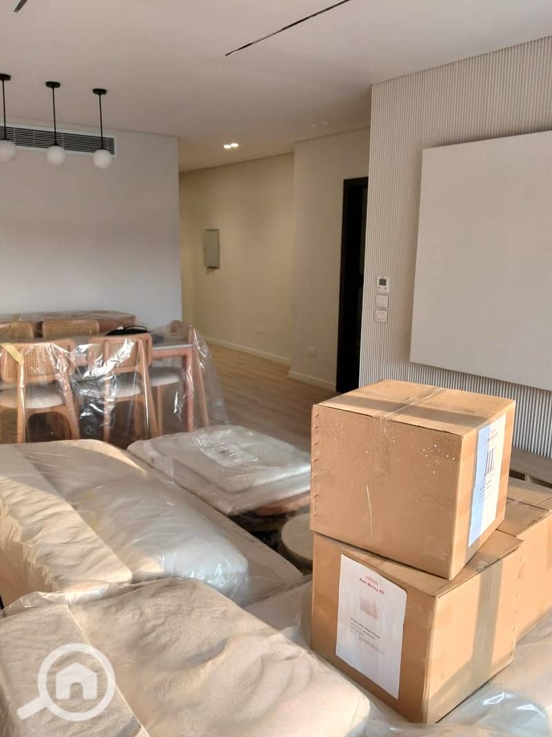 6 WhatsApp Image 2025-12-09 at 13.00. 39 (1). jpeg