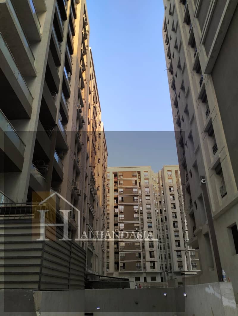 6 ad89b44f-926e-4edf-b489-a9fbca1a6096. jpg