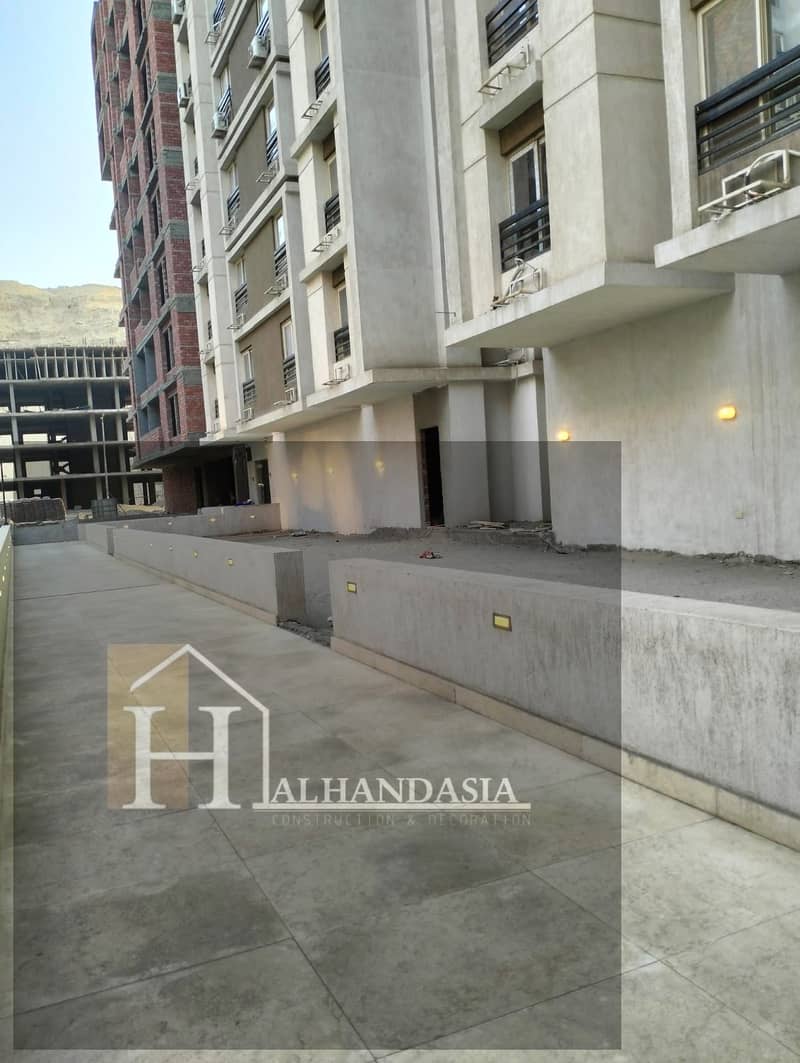 8 8f56b1f6-67c8-4a81-b162-96f7e8b5f5cf. jpg